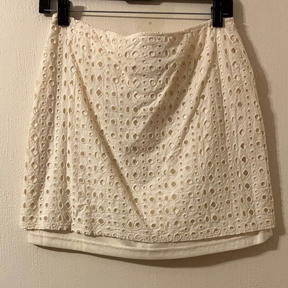 Cream Eyelet Mini Skirt • Lined • Casual Summer Skirt